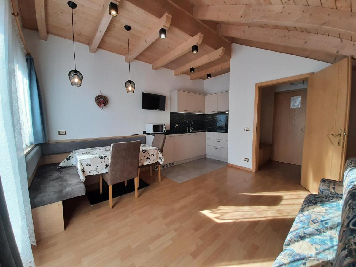 Apartments Lasteis La Villa  Eksteriør billede